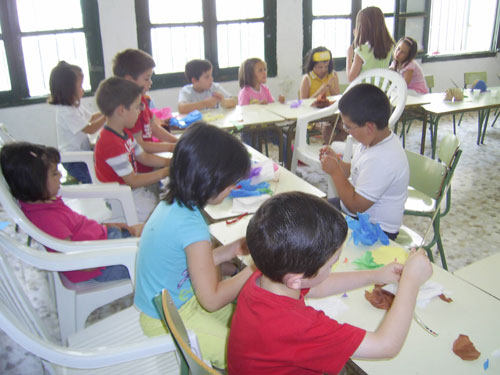 Foto de los talleres realizados en Baterno, haga clic en la imagen para ampliar