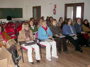 Asistentes a la reunin para la creacin de la Federacin de Mujeres en la Mancomunidad